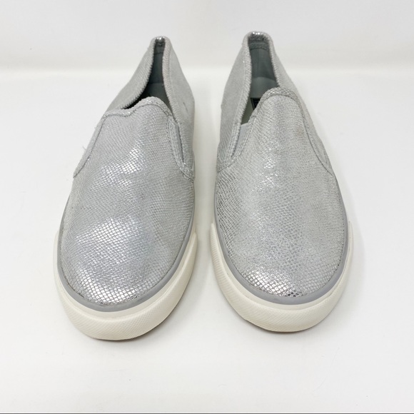 SPERRY Top Sider Silver Metallic Slip on Loafer 8 - Picture 2 of 9
